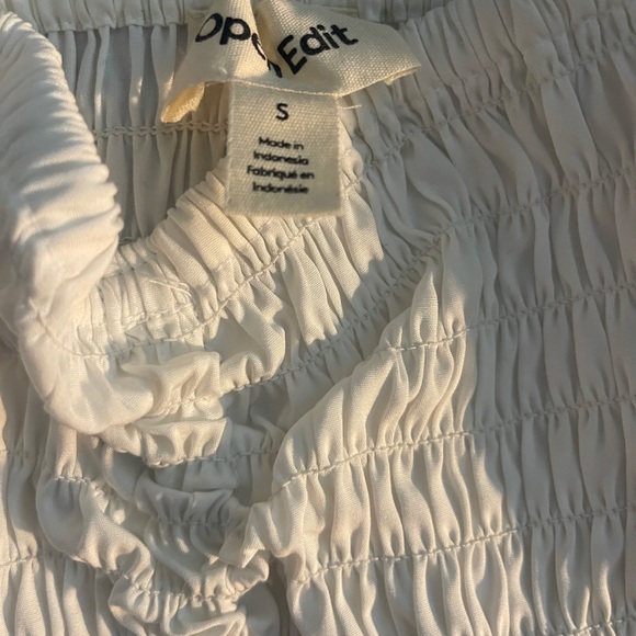 Open Edit Puff Sleeve Smocked Top Size small NWT - Picture 9 of 10